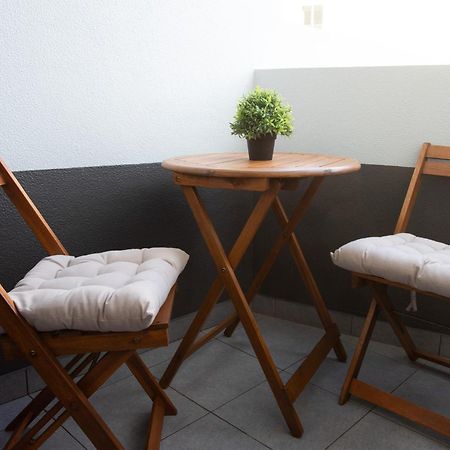 Village Center One Bedroom Apartment Porto Moniz Extérieur photo